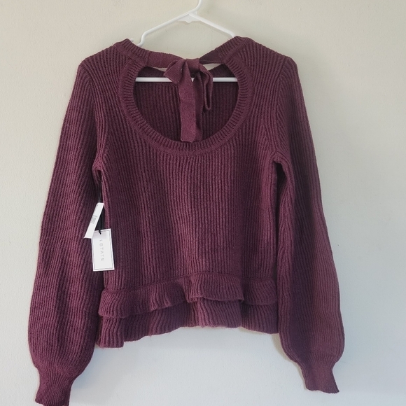 1.State Romantic Bloom Ruffle Hem Open Back Ribbed Sweater size small NWT - Picture 3 of 8